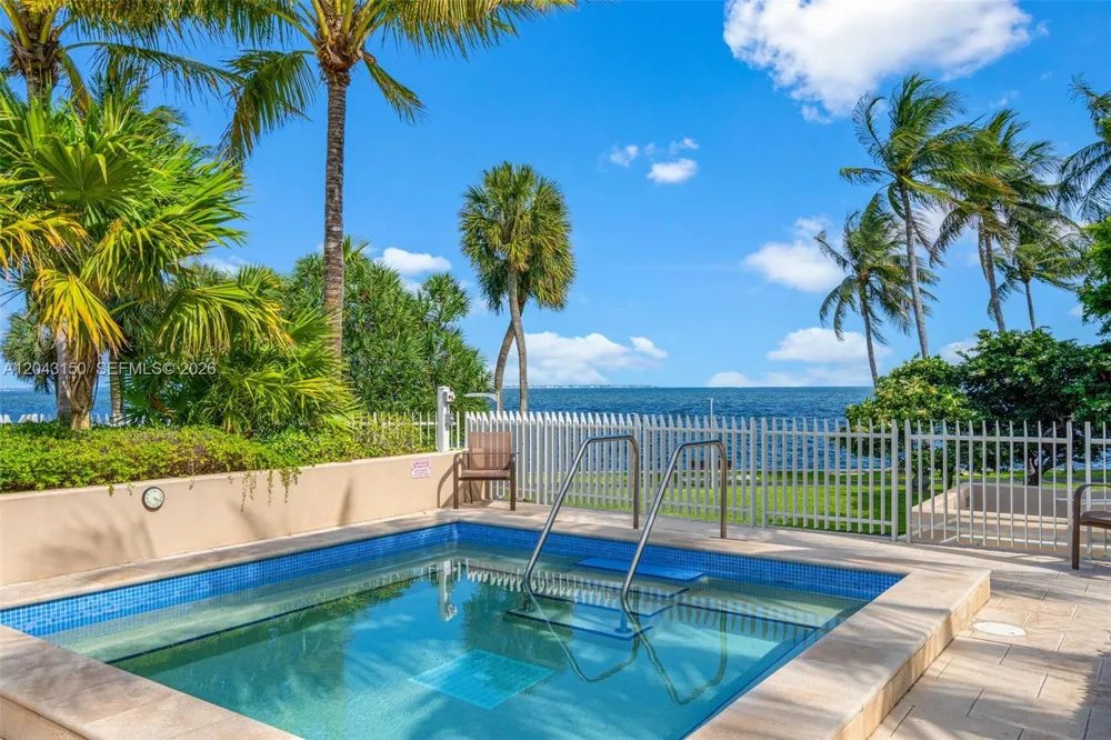3 Grove Isle Dr #C1610 Miami, FL 33133