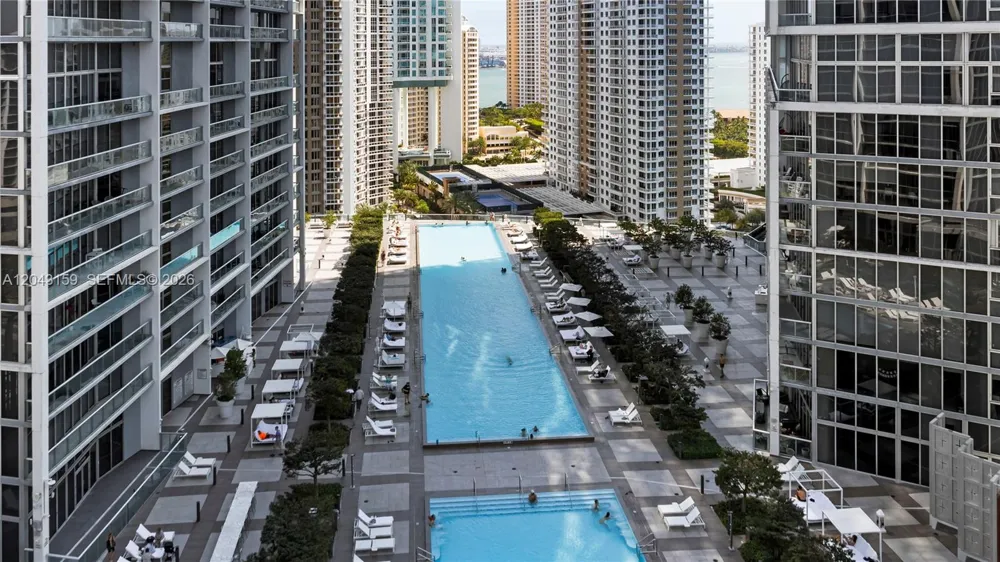 465 Brickell Ave #5505 Miami, FL 33131
