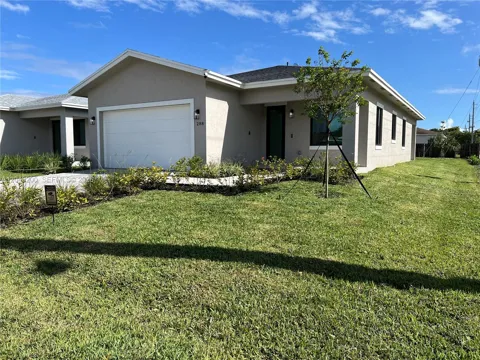 282 SW 2nd Ct