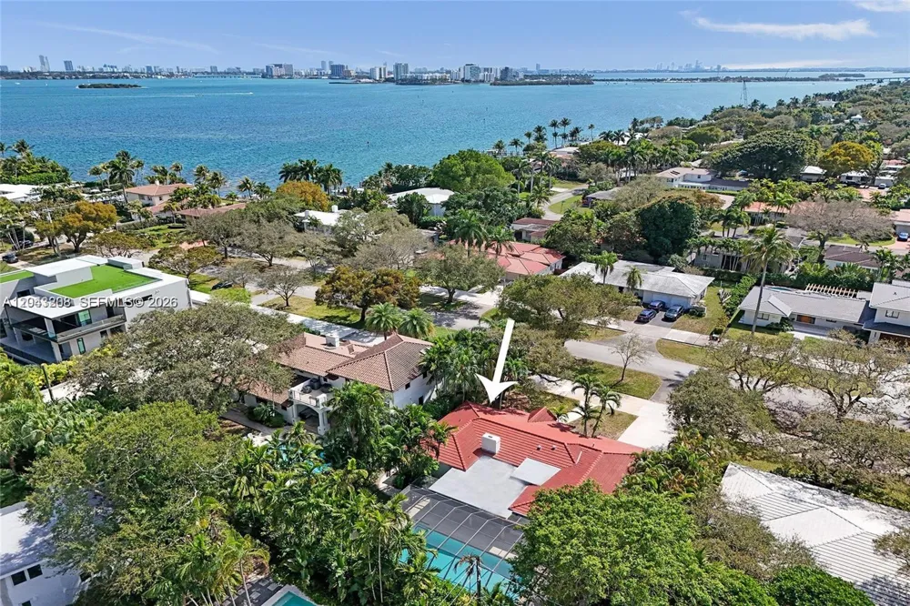 1247 NE 101st St Miami Shores, FL 33138