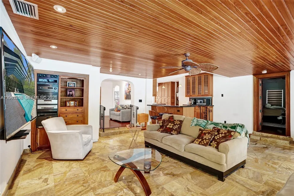 1247 NE 101st St Miami Shores, FL 33138