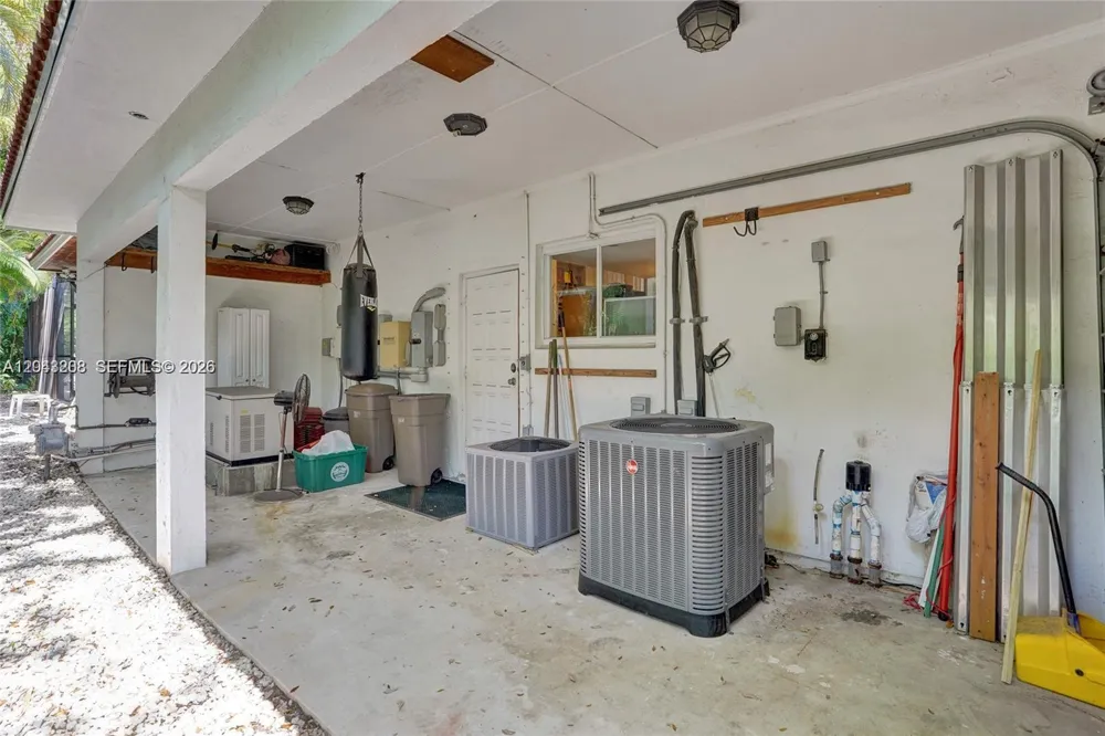 1247 NE 101st St Miami Shores, FL 33138