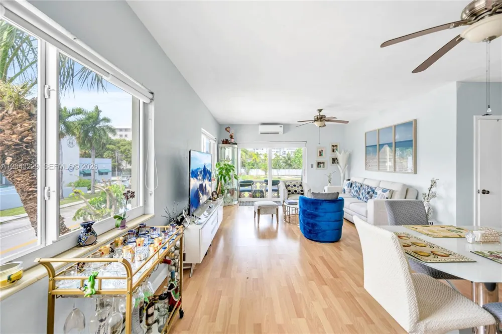 9281 W Bay Harbor Dr #15 Bay Harbor Islands, FL 33154