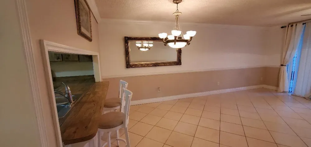 7500 NW 1st Court #102-3 Plantation, FL 33317
