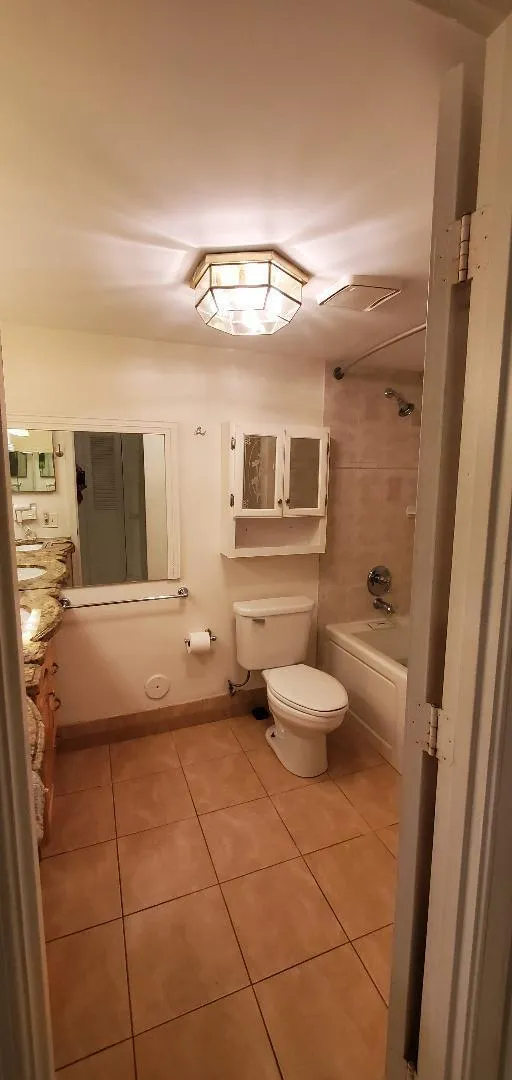 7500 NW 1st Court #102-3 Plantation, FL 33317
