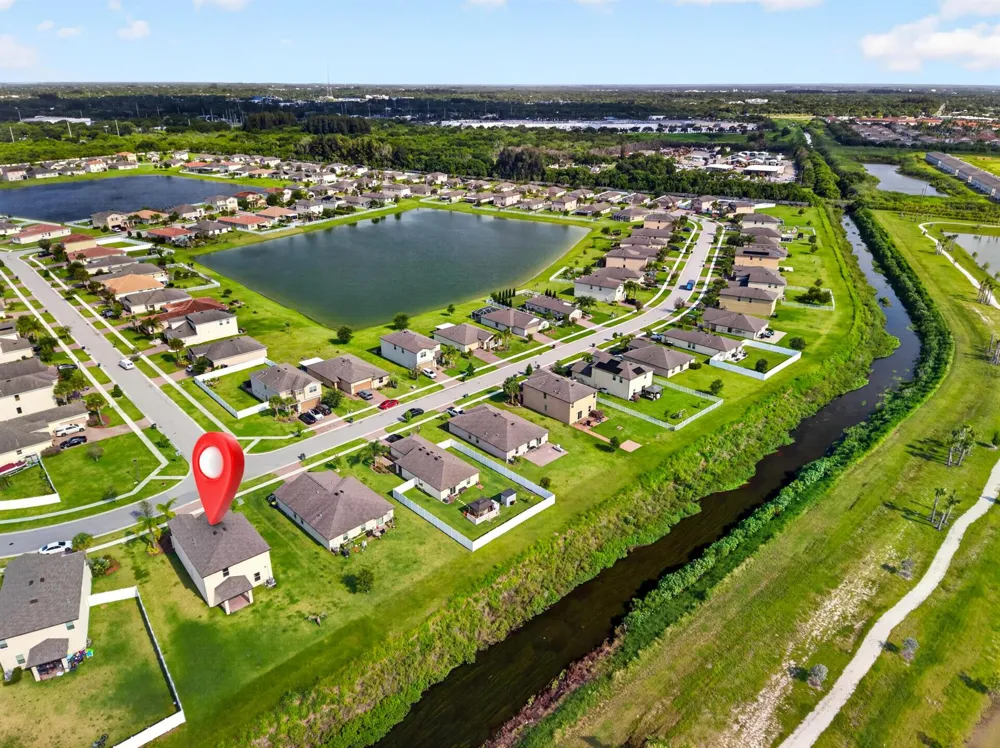950 Bent Creek Drive Fort Pierce, FL 34947