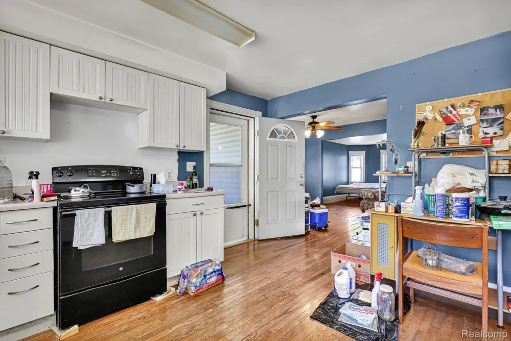 105 Scougle Street Durand City, MI 48429