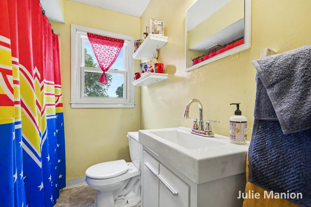 1829 Delwood Avenue SW Wyoming City, MI 49509
