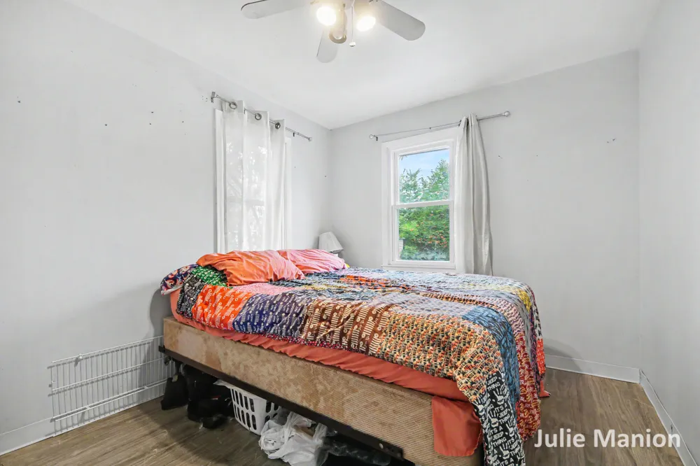 1829 Delwood Avenue SW Wyoming City, MI 49509