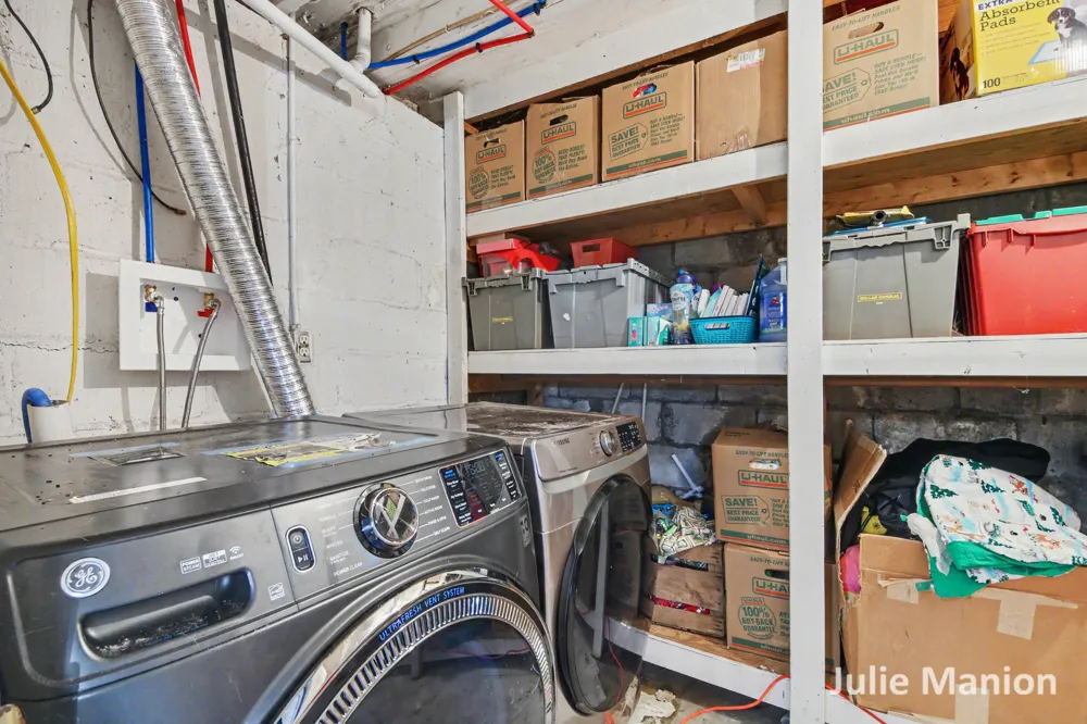 1829 Delwood Avenue SW Wyoming City, MI 49509
