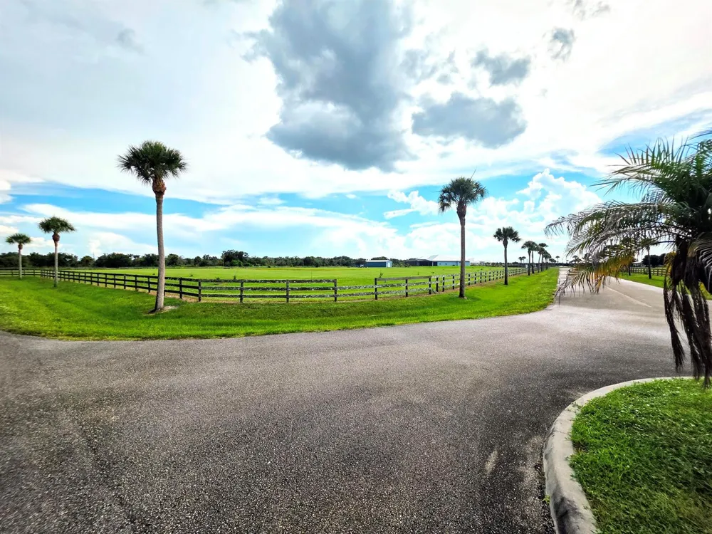 4 Sneed Road Fort Pierce, FL 34945