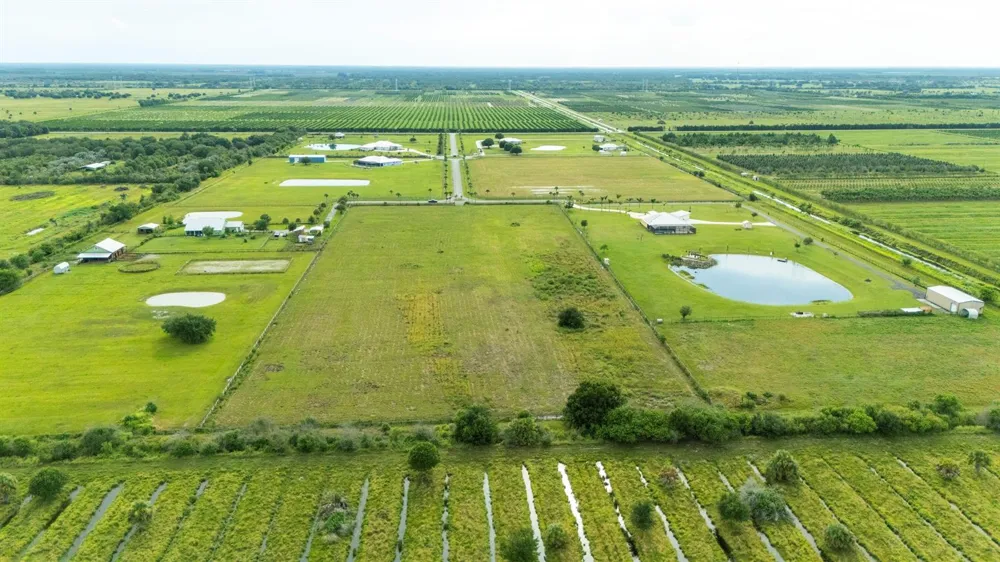 4 Sneed Road Fort Pierce, FL 34945