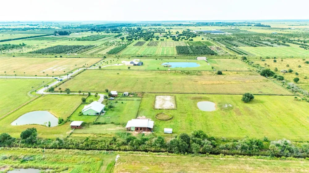 4 Sneed Road Fort Pierce, FL 34945