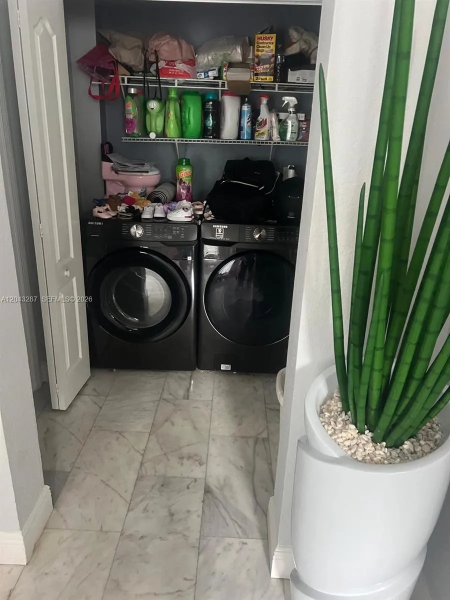 4301 SW 160th Ave #215 Miramar, FL 33027