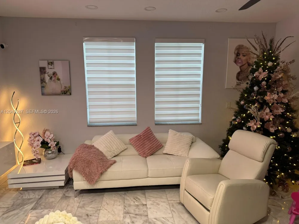4301 SW 160th Ave #215 Miramar, FL 33027