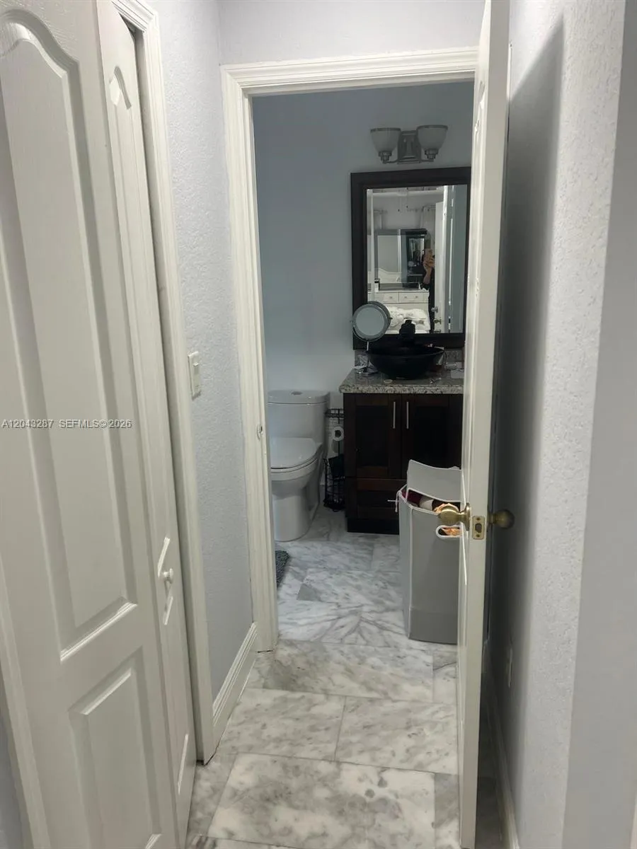4301 SW 160th Ave #215 Miramar, FL 33027