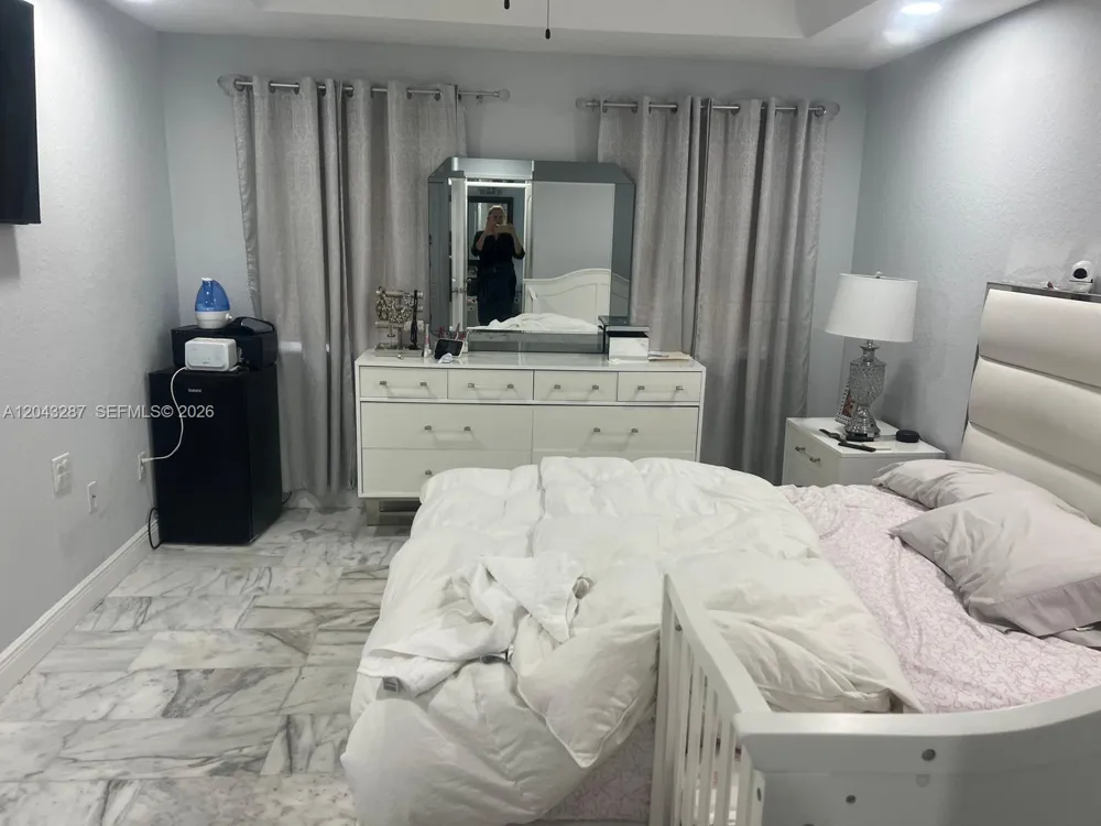 4301 SW 160th Ave #215 Miramar, FL 33027