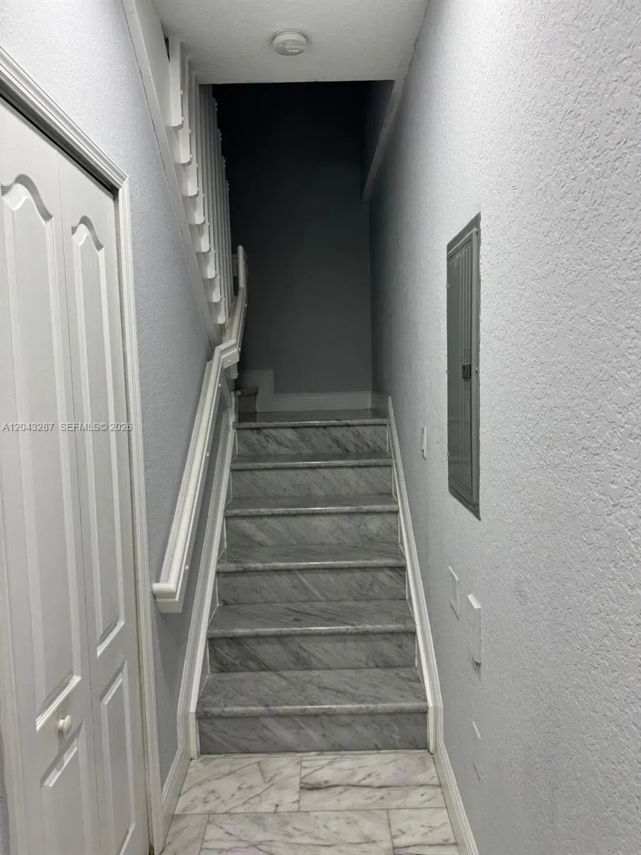 4301 SW 160th Ave #215 Miramar, FL 33027