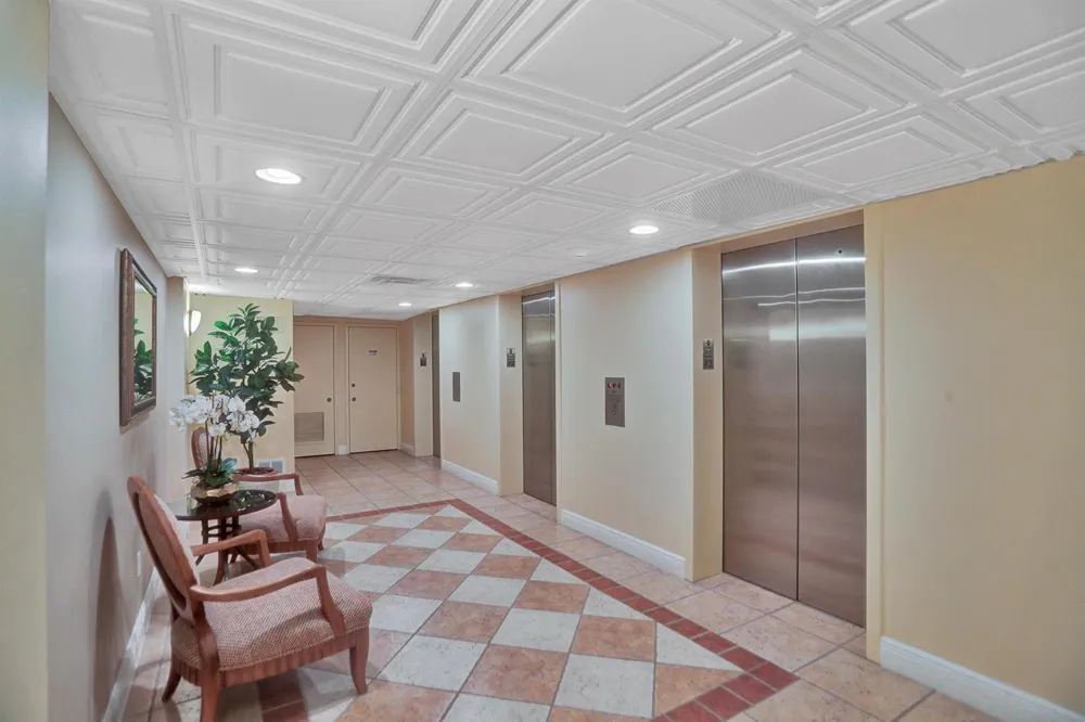 5000 Ocean Boulevard #1403 Lauderdale By The Sea, FL 33308