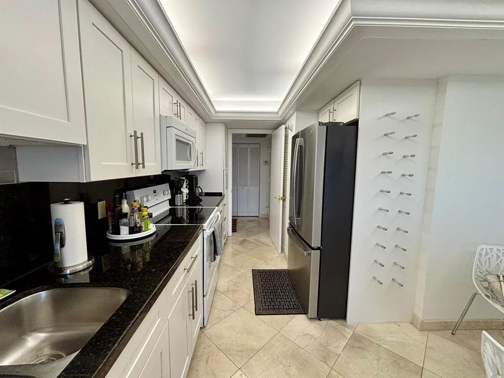 4900 Ocean Boulevard #517 Lauderdale By The Sea, FL 33308