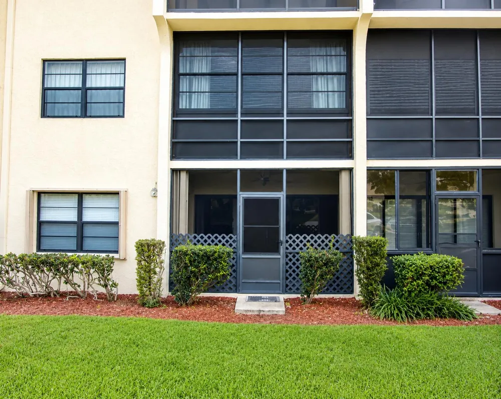 2050 Oleander Boulevard #1-105 Fort Pierce, FL 34950