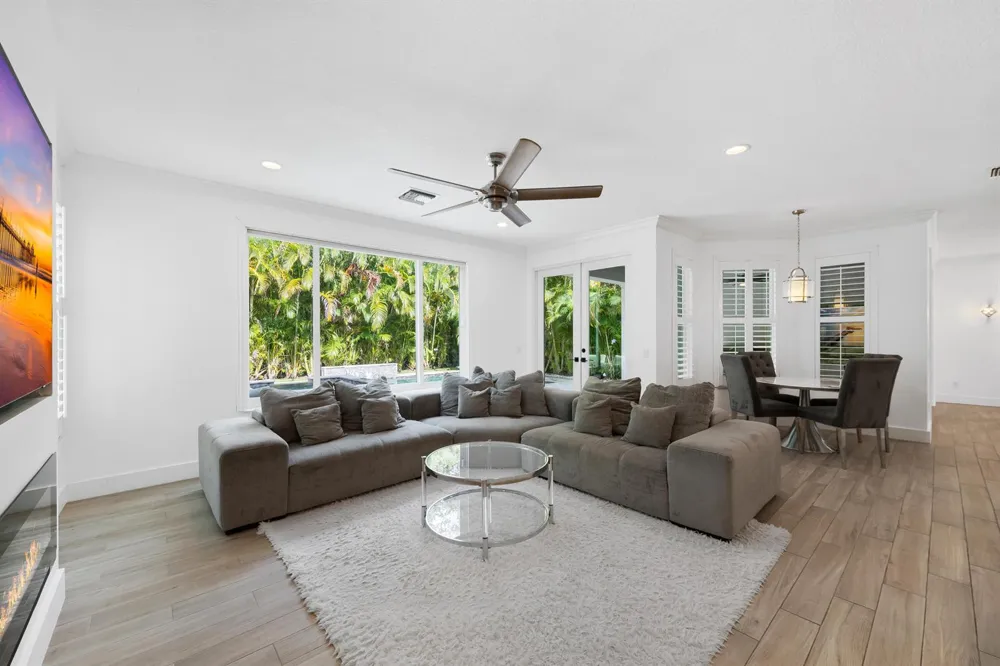 10560 Walnut Valley Drive Boynton Beach, FL 33473