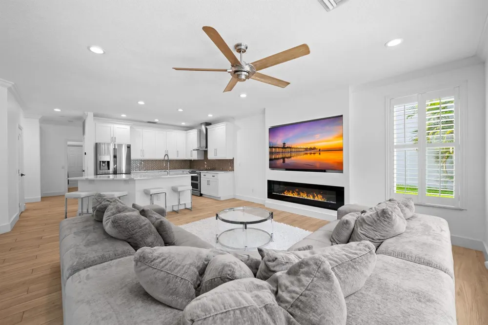 10560 Walnut Valley Drive Boynton Beach, FL 33473