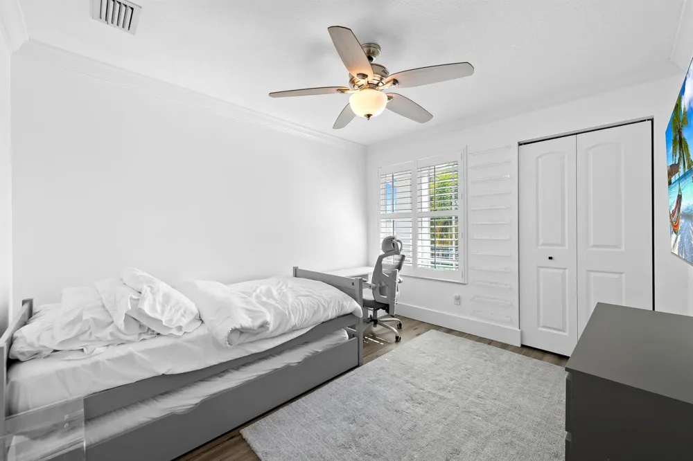 10560 Walnut Valley Drive Boynton Beach, FL 33473