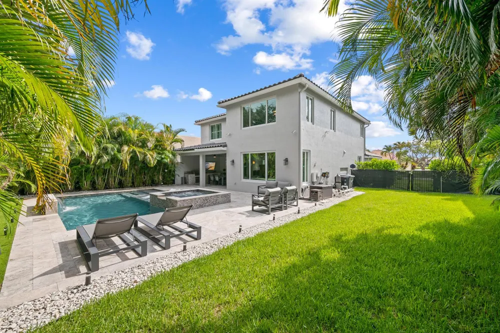10560 Walnut Valley Drive Boynton Beach, FL 33473