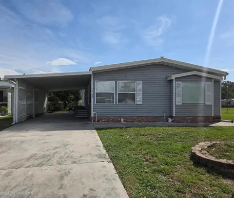 1699 SW 35th Circle