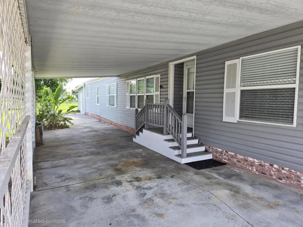 1699 SW 35th Circle Okeechobee, FL 34974