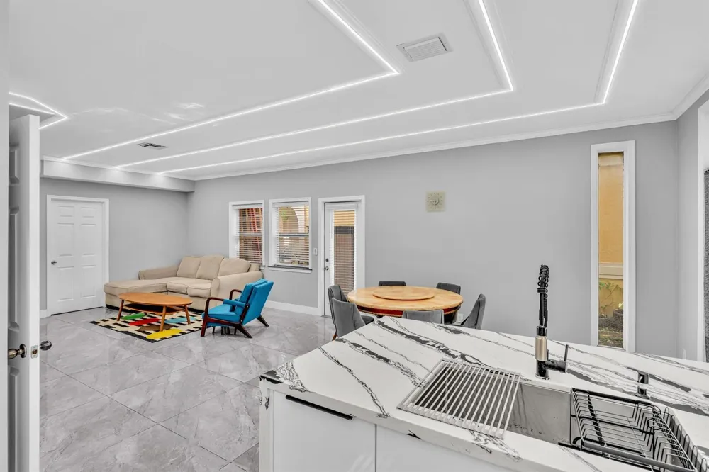 11251 Lakeview Drive #21-f Coral Springs, FL 33071