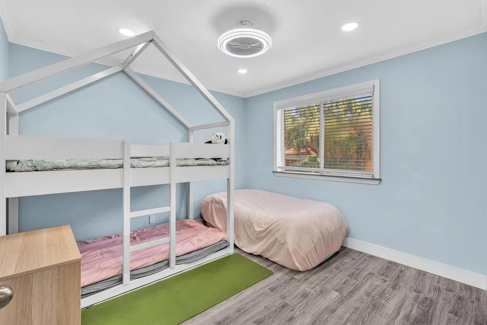 11251 Lakeview Drive #21-f Coral Springs, FL 33071
