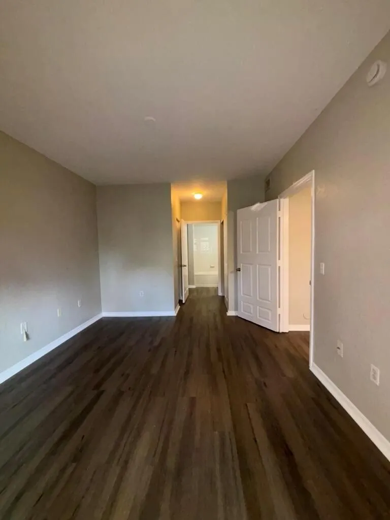 2412 Belmont Lane North Lauderdale, FL 33068