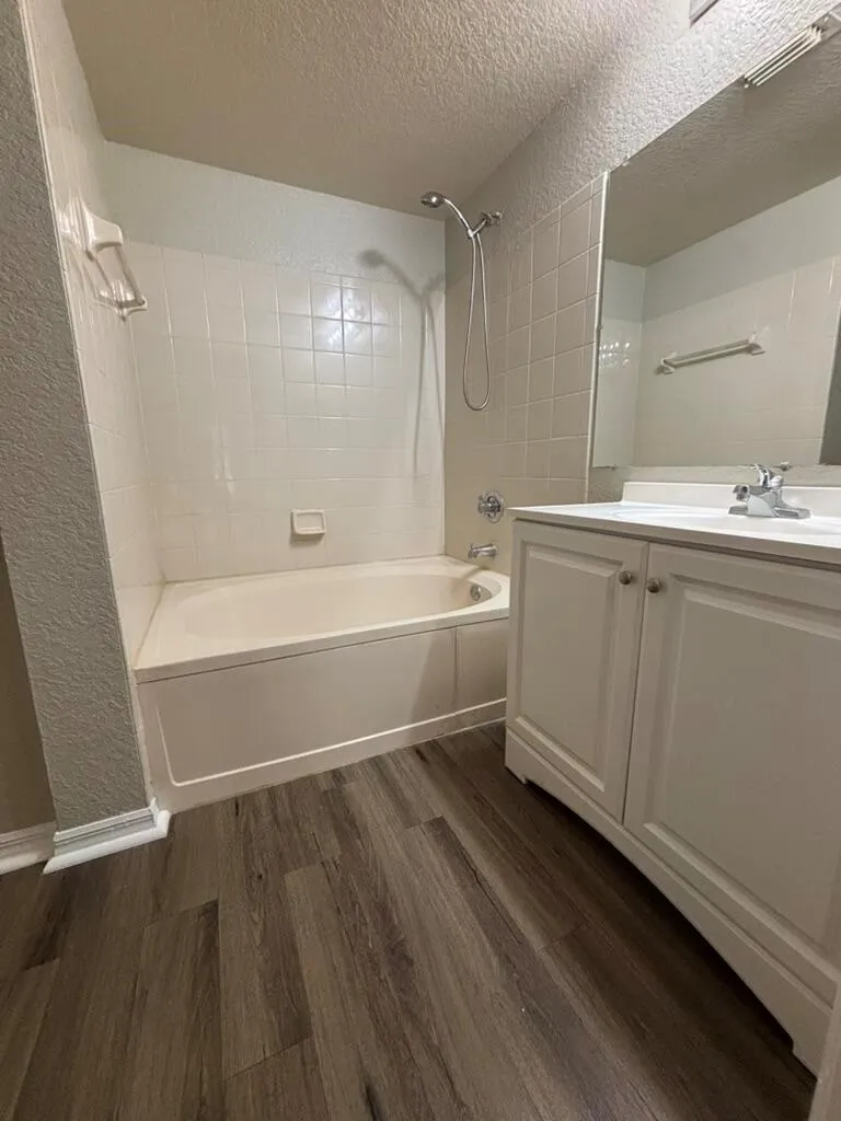 2412 Belmont Lane North Lauderdale, FL 33068