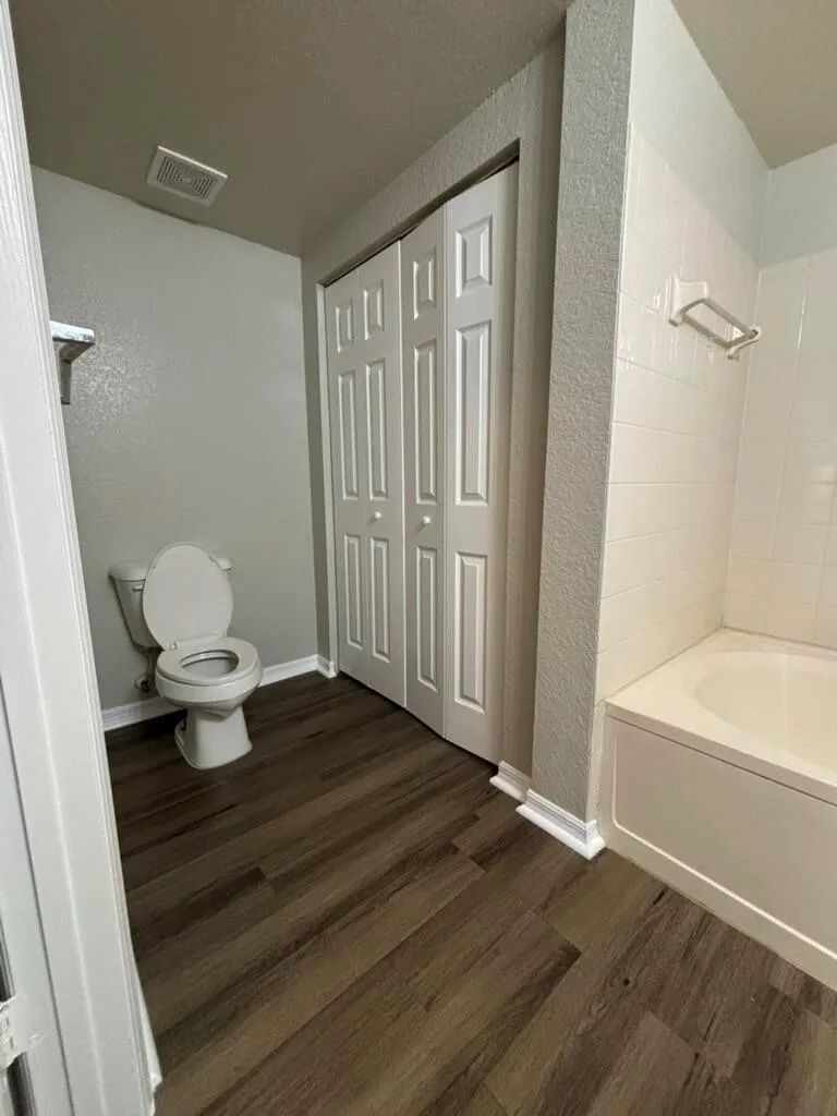 2412 Belmont Lane North Lauderdale, FL 33068