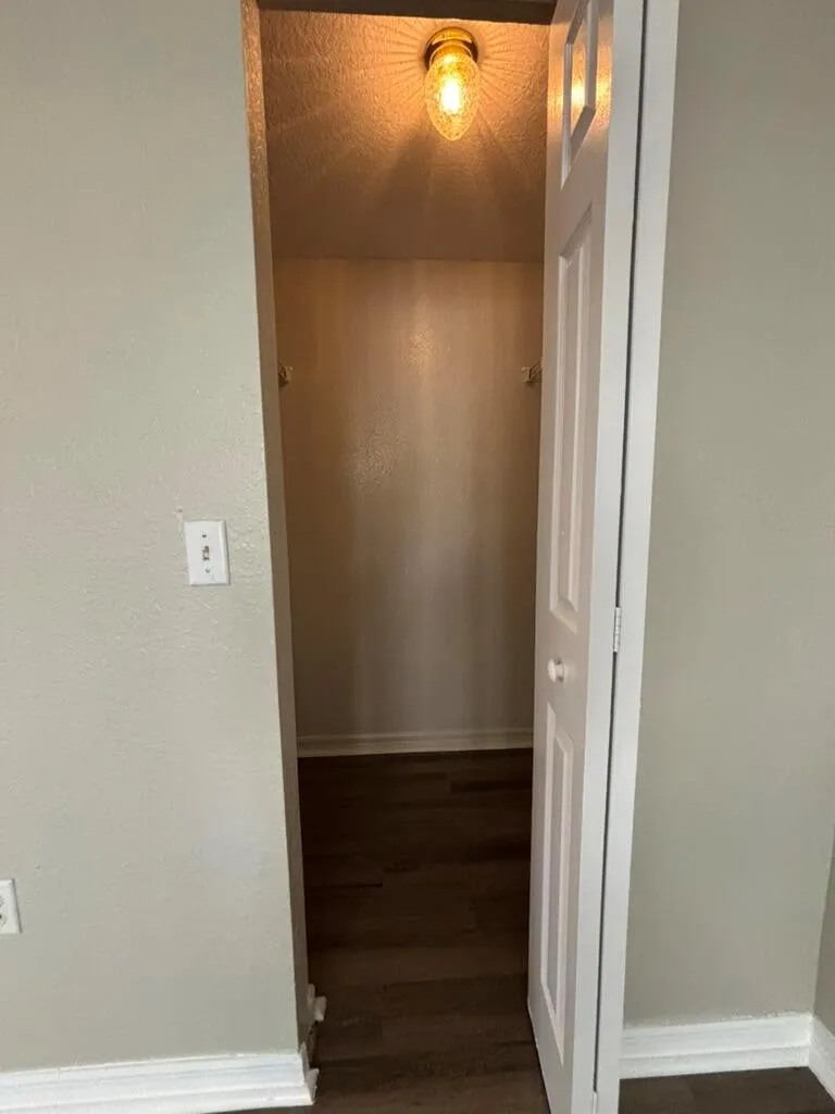 2412 Belmont Lane North Lauderdale, FL 33068