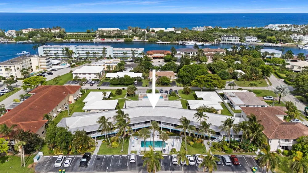 2748 NE 28th Avenue #20 Lighthouse Point, FL 33064