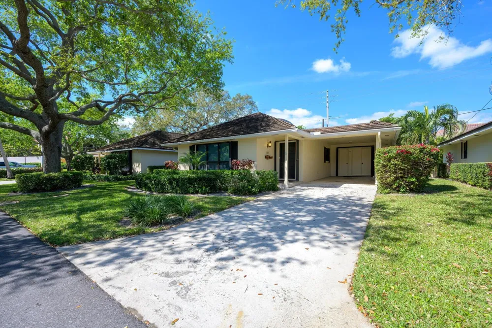 11335 Twelve Oaks Way North Palm Beach, FL 33408