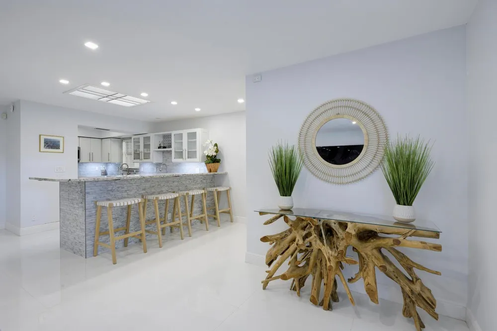 11335 Twelve Oaks Way North Palm Beach, FL 33408