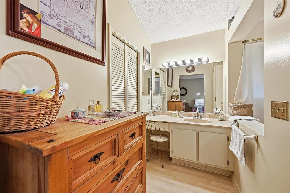 2118 Discovery Circle W Deerfield Beach, FL 33442