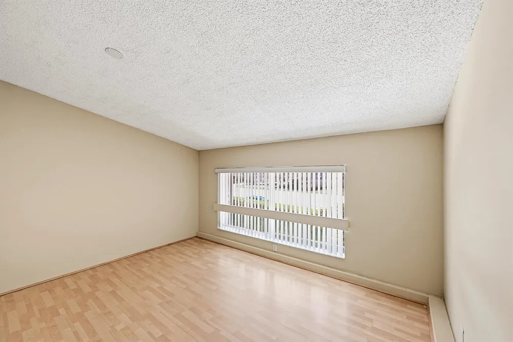 2118 Discovery Circle W Deerfield Beach, FL 33442