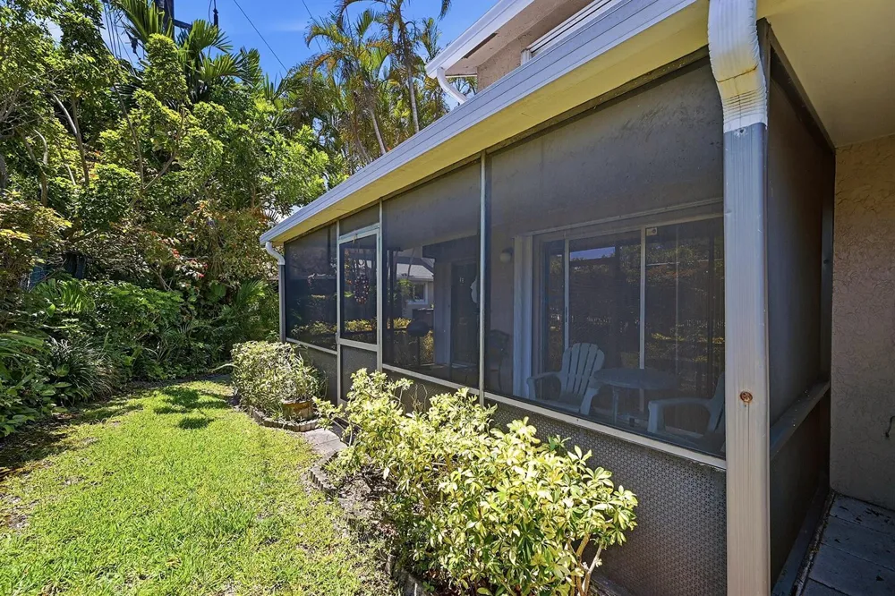 2118 Discovery Circle W Deerfield Beach, FL 33442