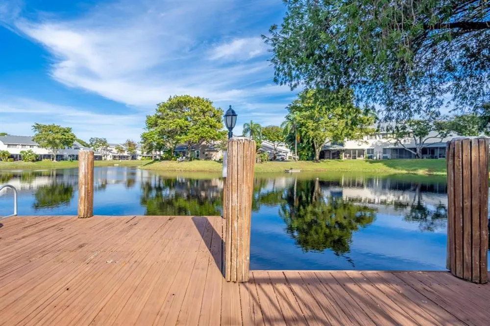 2118 Discovery Circle W Deerfield Beach, FL 33442