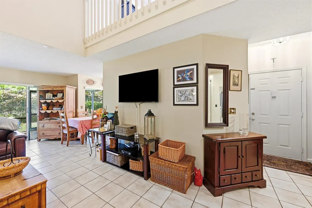 2118 Discovery Circle W Deerfield Beach, FL 33442