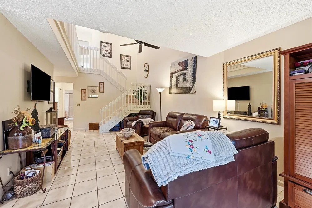 2118 Discovery Circle W Deerfield Beach, FL 33442