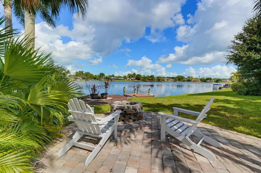 1619 Wiltshire Village Drive Wellington, FL 33414