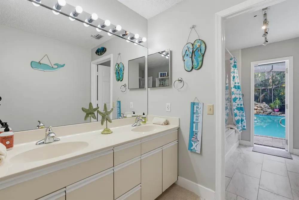 1619 Wiltshire Village Drive Wellington, FL 33414