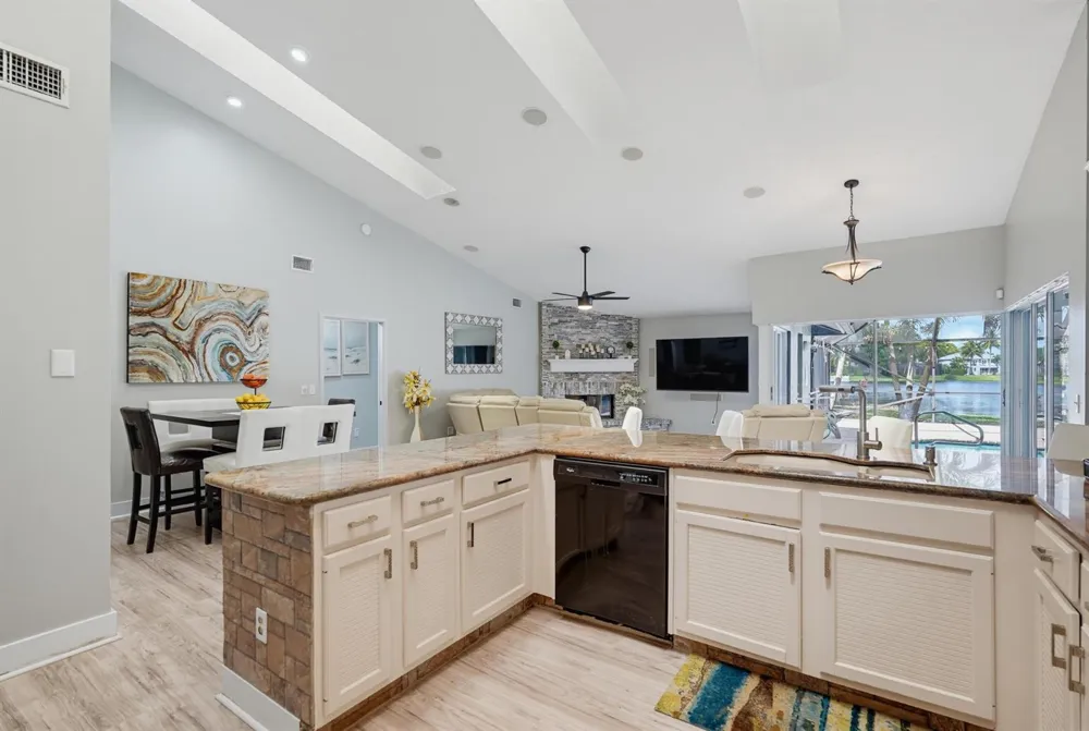 1619 Wiltshire Village Drive Wellington, FL 33414