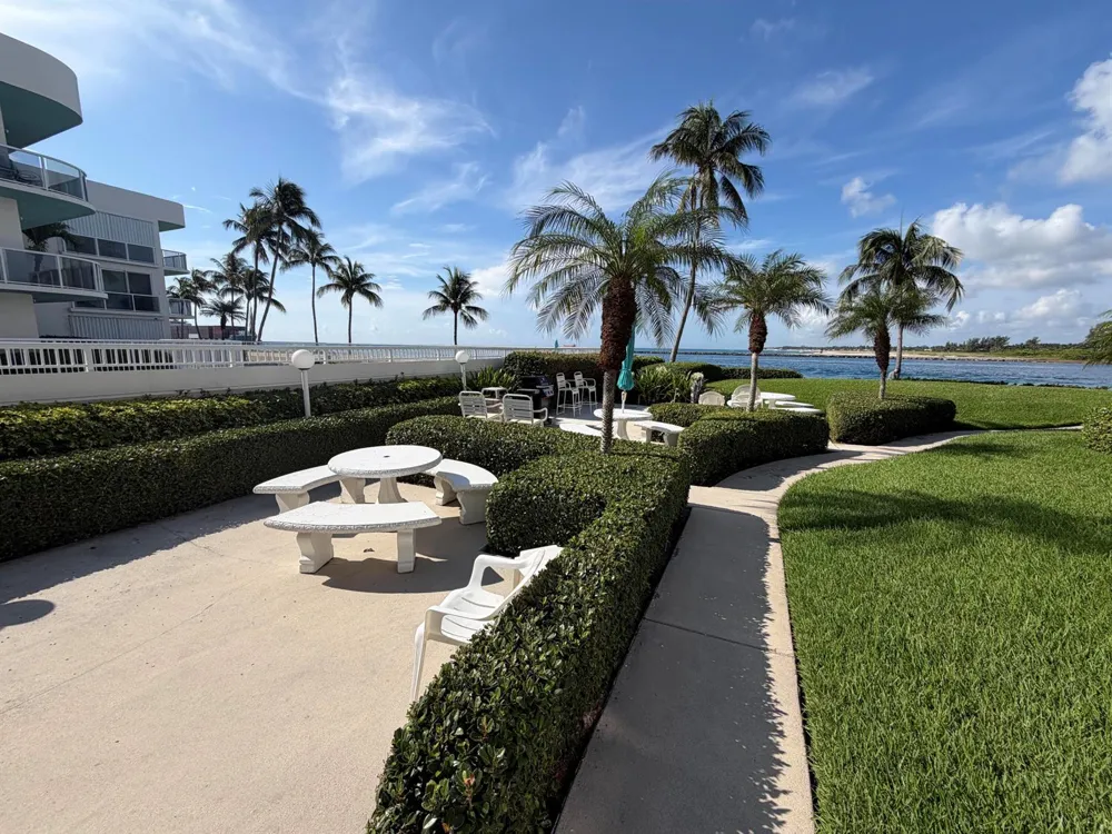 140 Inlet Way #312 Palm Beach Shores, FL 33404